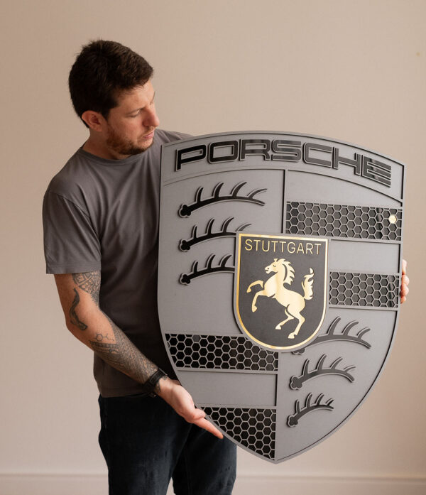 Quadro Decorativo Turbonite Gray Limitado Tripla Camada Logo Porsche 80x62cm Alto Padrão Premium Automotivo
